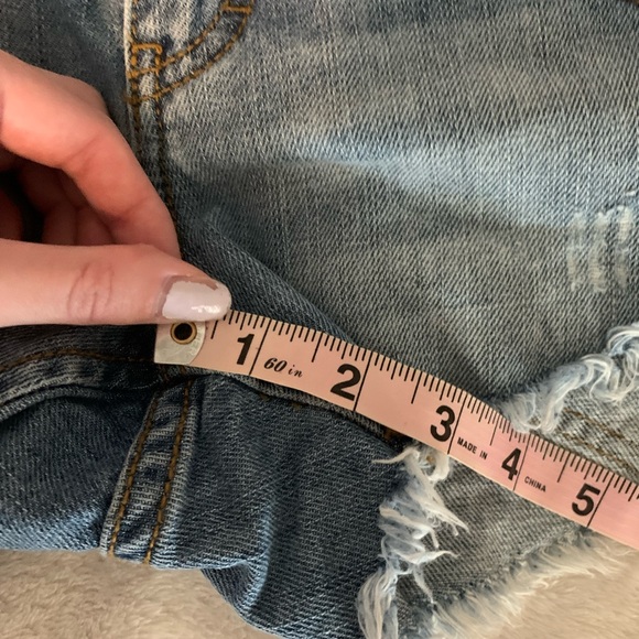 jean shorts🩵 - Picture 4 of 10